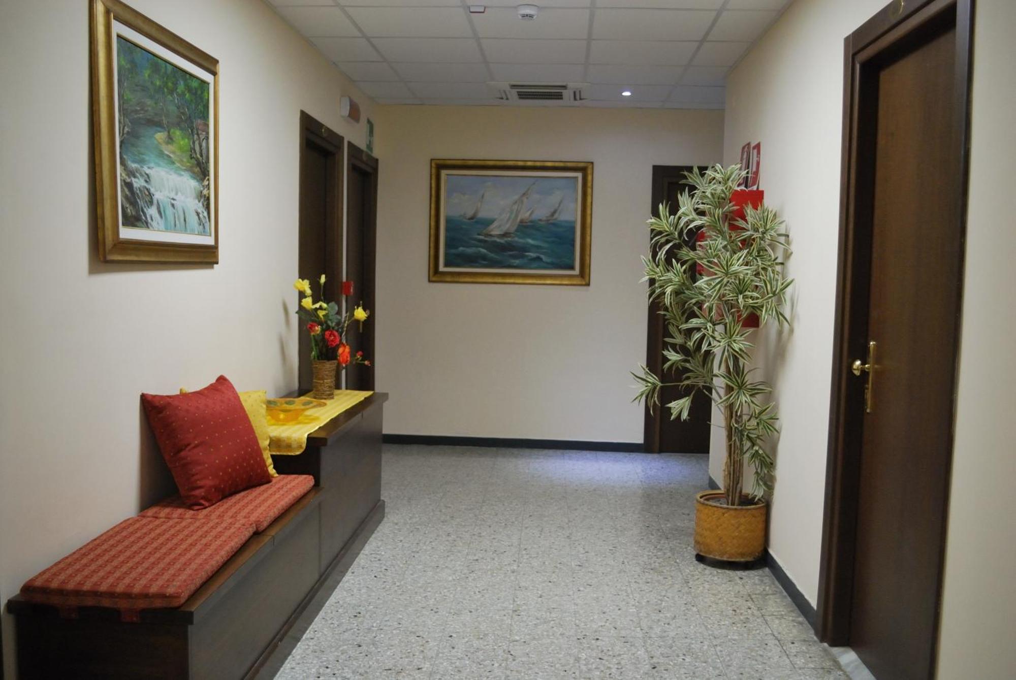 Hotel Galleano Laigueglia Exteriör bild